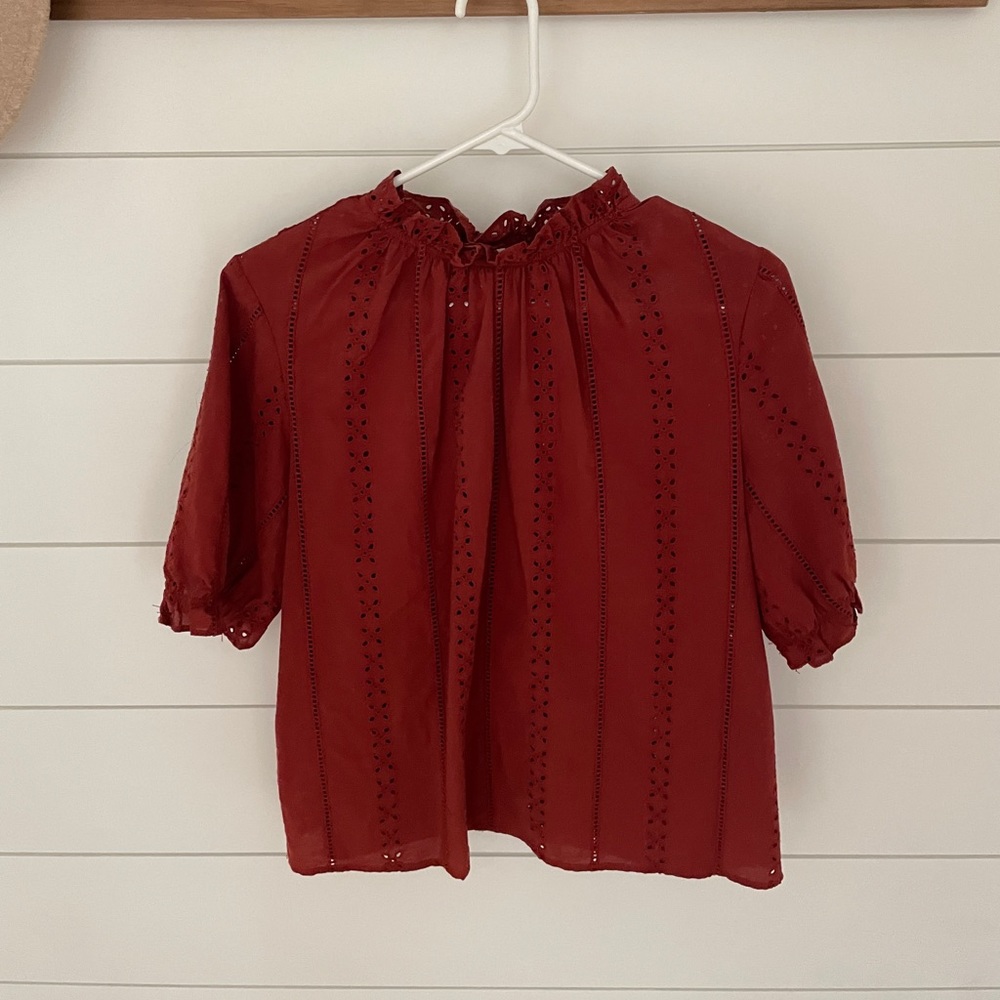 Universal Threads Eyelet Top